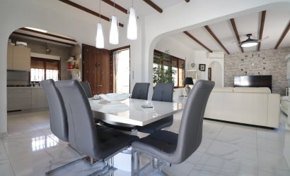 Herverkoop - Villa -
Formentera del Segura - Fincas de La Vega