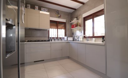 Herverkoop - Villa -
Formentera del Segura - Fincas de La Vega
