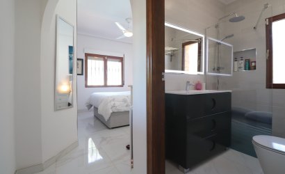 Herverkoop - Villa -
Formentera del Segura - Fincas de La Vega