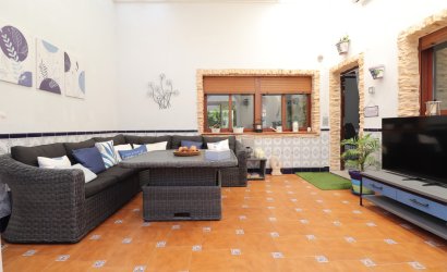 Herverkoop - Villa -
Formentera del Segura - Fincas de La Vega