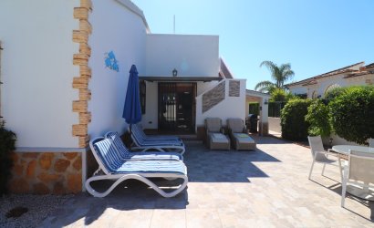 Herverkoop - Villa -
Formentera del Segura - Fincas de La Vega