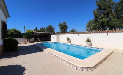 Herverkoop - Villa -
Formentera del Segura - Fincas de La Vega