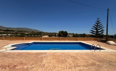 Herverkoop - Country House -
Albatera - Albatera - Country