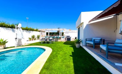 Herverkoop - Villa -
Mar de Cristal - Costa Calida