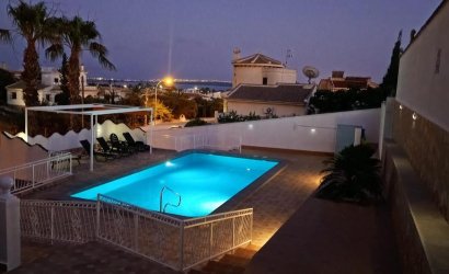 Herverkoop - Villa -
Ciudad Quesada - Costa Blanca