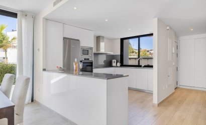 Herverkoop - Town House -
Fuengirola - Costa del Sol