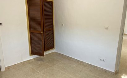 Herverkoop - Villa -
La Solana