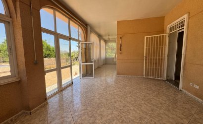 Herverkoop - Finca -
Dolores - Comunidad Valenciana