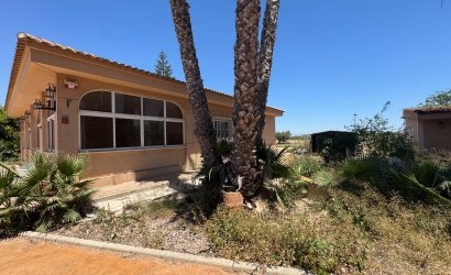 Herverkoop - Finca -
Dolores - Comunidad Valenciana