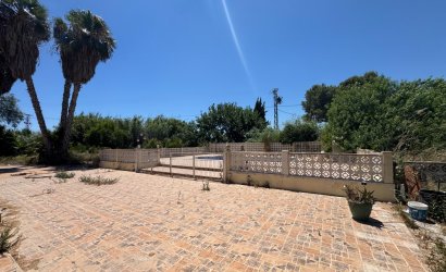 Herverkoop - Finca -
Dolores - Comunidad Valenciana