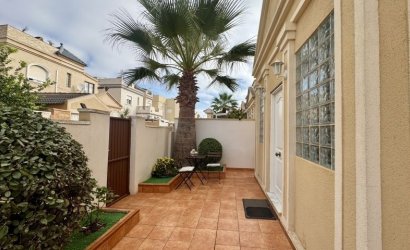 Herverkoop - Villa -
Torrevieja - Costa Blanca