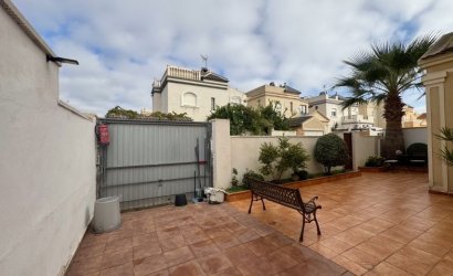 Herverkoop - Villa -
Torrevieja - Costa Blanca