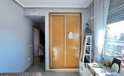Revente - Apartment -
Torrevieja - Playa del Cura