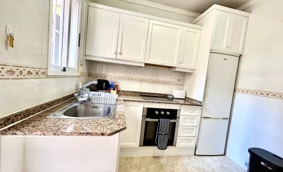 Herverkoop - Town House -
La Zenia - Costa Blanca