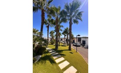 Herverkoop - Villa -
San Miguel de Salinas - Inland