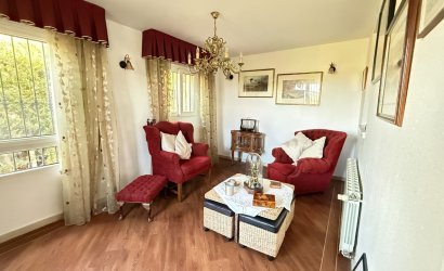 Revente - Villa -
Villamartin - Costa Blanca