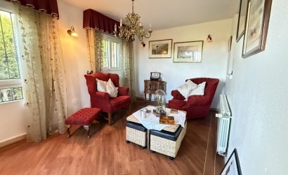 Revente - Villa -
Villamartin - Costa Blanca