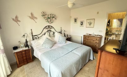 Revente - Villa -
Villamartin - Costa Blanca