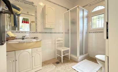 Revente - Villa -
Villamartin - Costa Blanca
