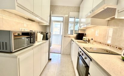 Herverkoop - Villa -
Villamartin - Costa Blanca