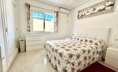 Herverkoop - Villa -
Villamartin - Costa Blanca