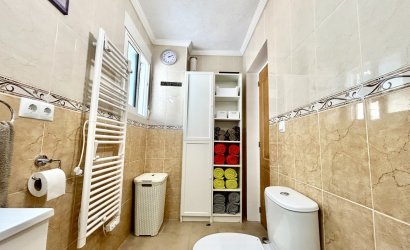 Herverkoop - Villa -
Villamartin - Costa Blanca