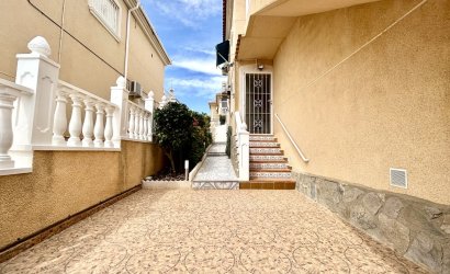 Herverkoop - Villa -
Villamartin - Costa Blanca