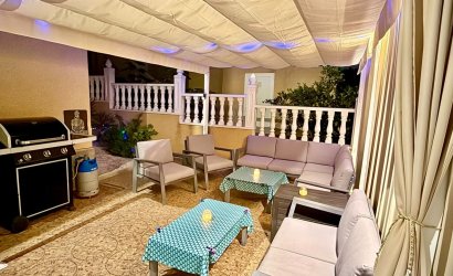 Herverkoop - Villa -
Villamartin - Costa Blanca