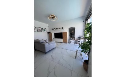 Revente - Villa -
Villamartin - Costa Blanca