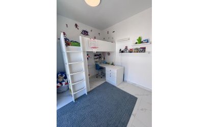 Revente - Villa -
Villamartin - Costa Blanca