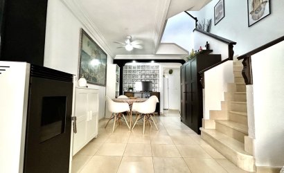 Herverkoop - Town House -
Heredades - Costa Blanca