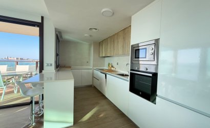 Herverkoop - Penthouse -
Playa Honda - Costa Calida