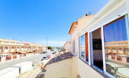 Herverkoop - Town House -
Playa Flamenca - Costa Blanca