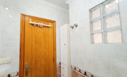 Herverkoop - Town House -
Playa Flamenca - Costa Blanca