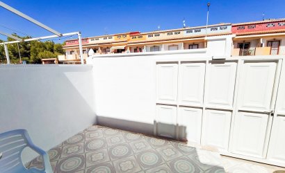 Herverkoop - Town House -
Playa Flamenca - Costa Blanca