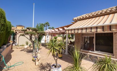 Herverkoop - Villa -
La Regia - Costa Blanca