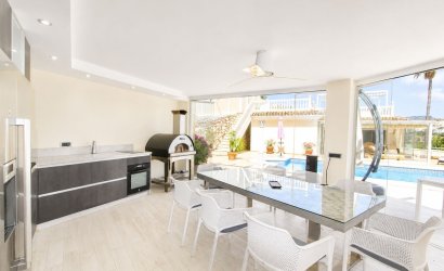 Herverkoop - Villa -
Elviria - Costa del Sol
