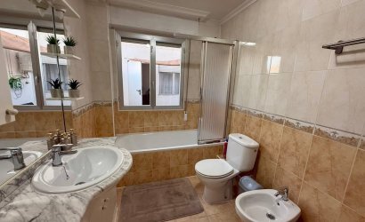 Herverkoop - Apartment -
Torrevieja - Playa del Cura