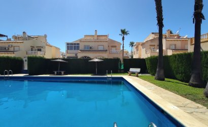 Herverkoop - Town House -
Playa Flamenca - Costa Blanca