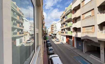 Herverkoop - Apartment -
Torrevieja - Paseo Maritimo