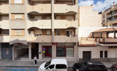 Herverkoop - Apartment -
Torrevieja - Paseo Maritimo
