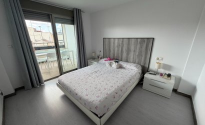 Herverkoop - Apartment -
Jacarilla - Inland
