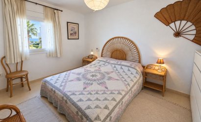 Herverkoop - Town House -
Casares Playa - Costa del Sol