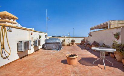 Herverkoop - Villa -
Orihuela Costa - Costa Blanca