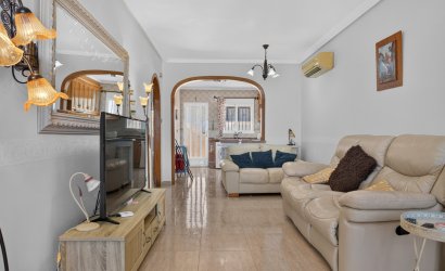 Herverkoop - Villa -
Orihuela Costa - Costa Blanca