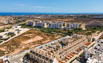 Herverkoop - Villa -
Orihuela Costa - Costa Blanca