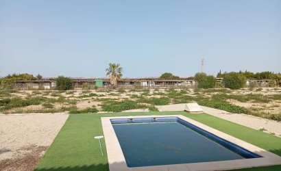 Herverkoop - Villa -
San Miguel de Salinas - Inland