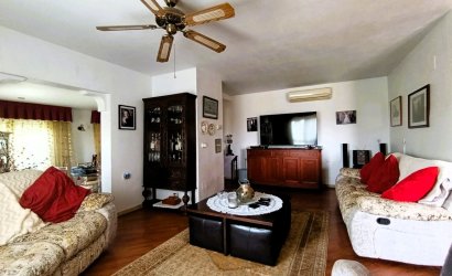 Resale - Villa -
Las Ramblas Golf - Inland