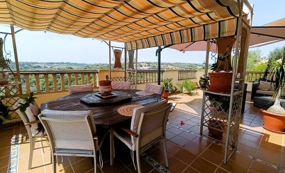 Resale - Villa -
Las Ramblas Golf - Inland