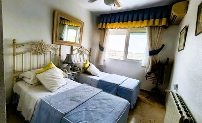 Resale - Villa -
Las Ramblas Golf - Inland